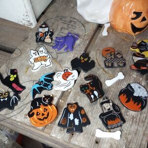 Vintage Wooden Halloween Ornaments  Diy Craft Project Witch Black Cat Ghost Bat
